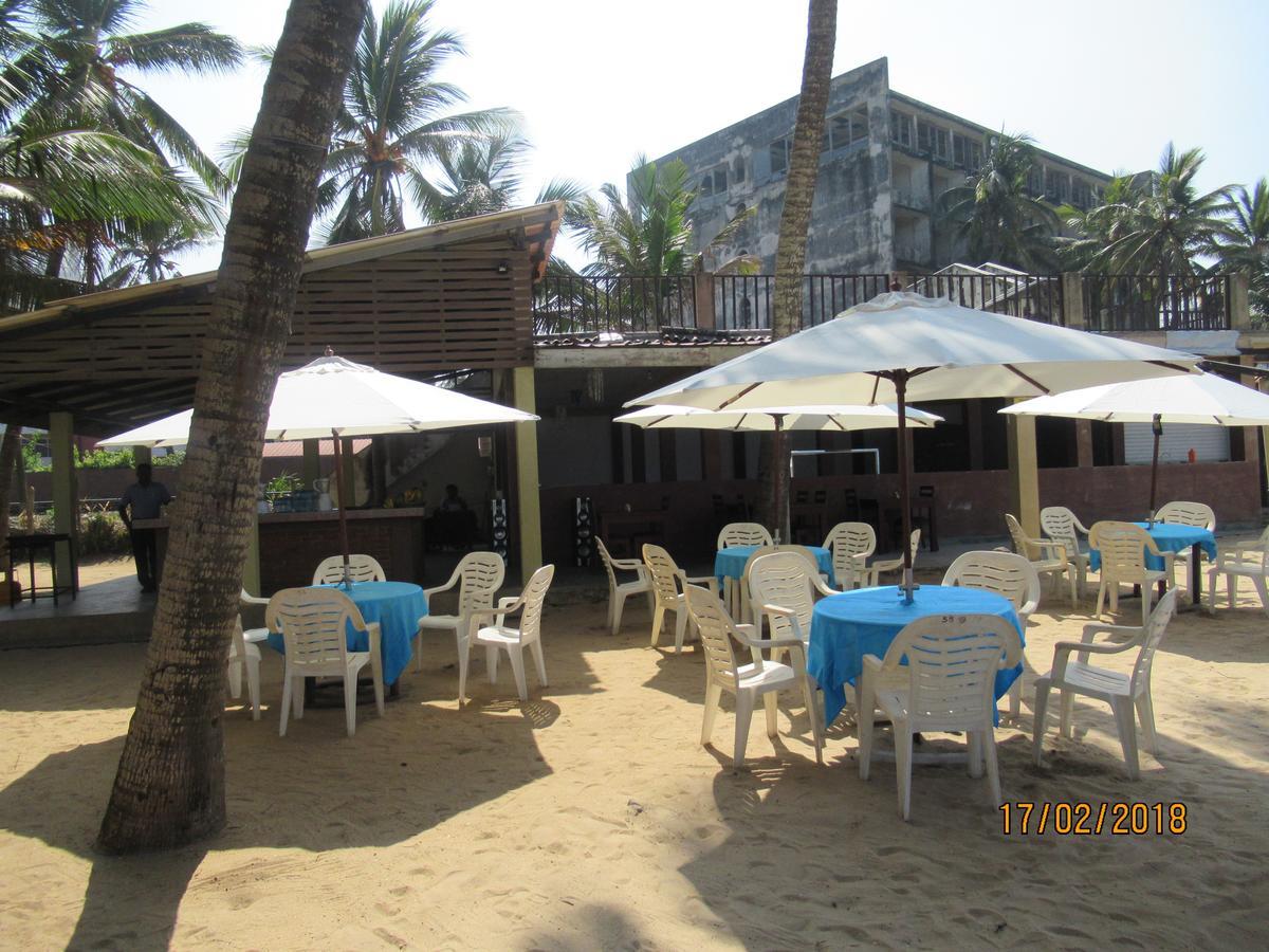 Ranveli Beach Resort Dehiwala-Mount Lavinia Bagian luar foto