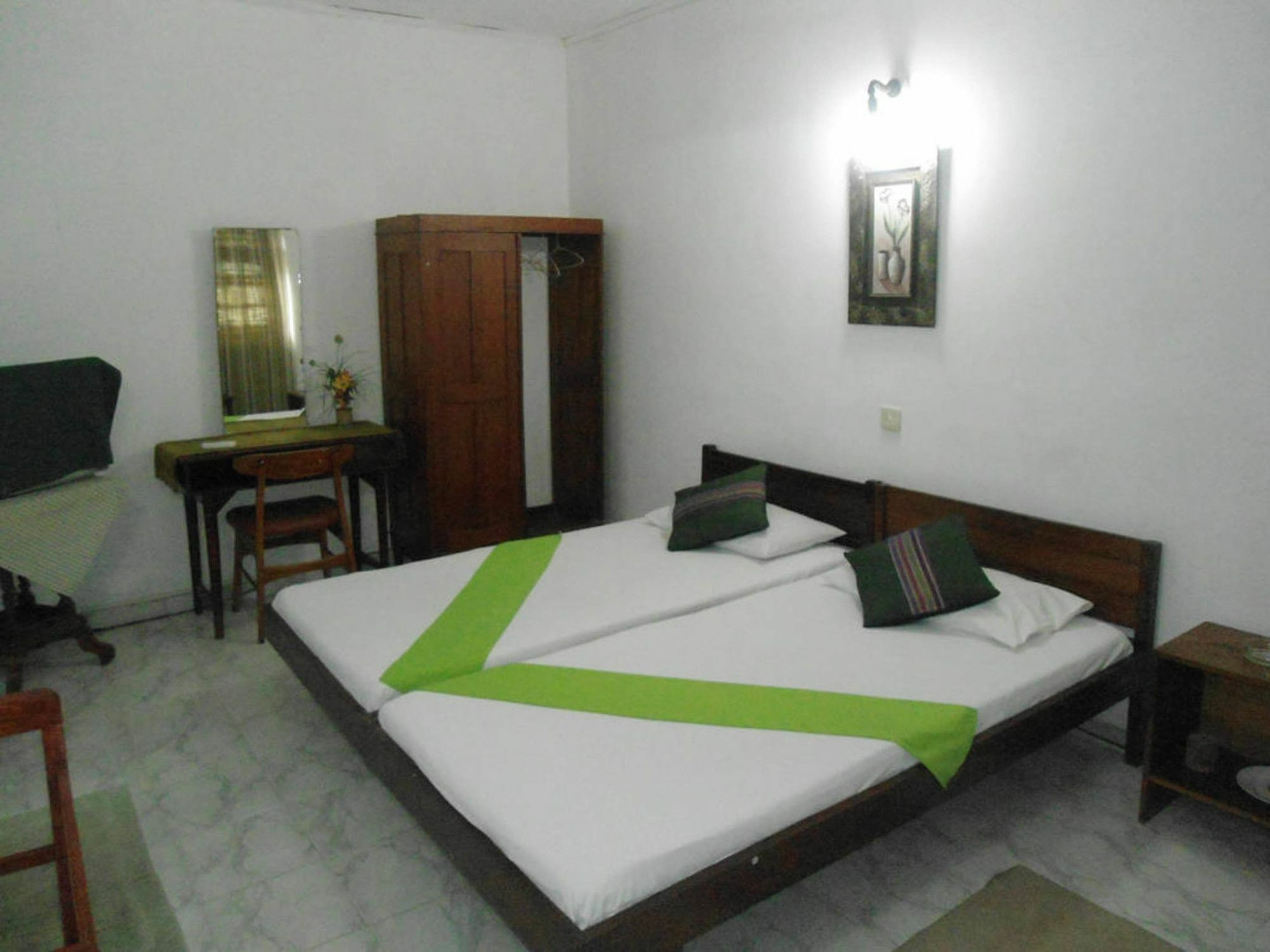 Ranveli Beach Resort Dehiwala-Mount Lavinia Bagian luar foto