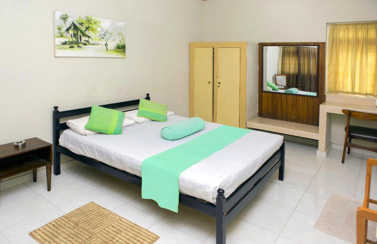 Ranveli Beach Resort Dehiwala-Mount Lavinia Bagian luar foto